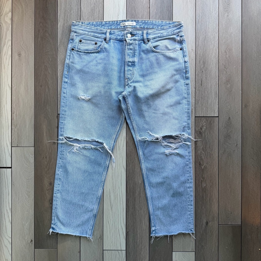 ZARA Women’s Blue Denim Mid-Rise Straight Leg Distressed Jeans